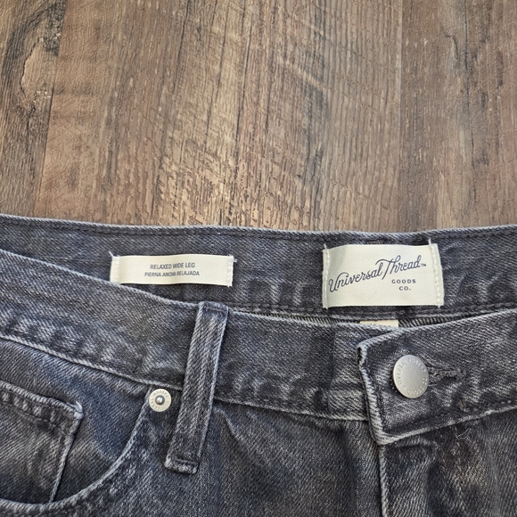 NWT Universal Thread Relaxed Wide Leg Jeans Size 16 Short Gray Wash - Picture 2 of 13